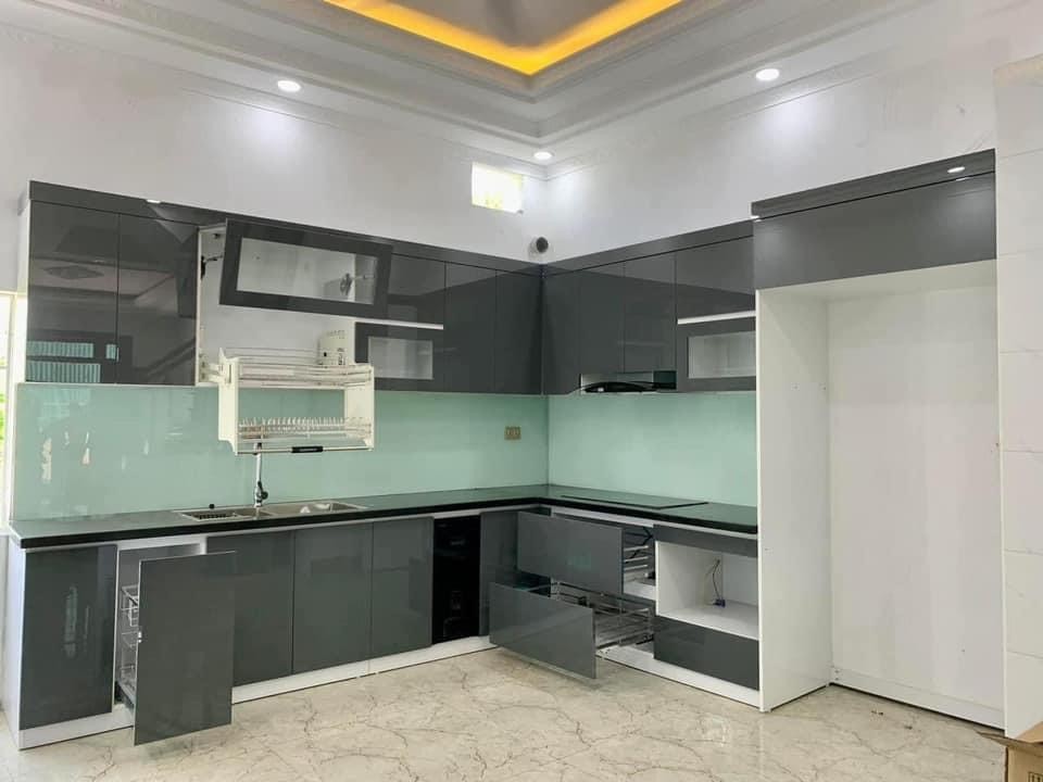 Tủ bếp Nhựa Picomat Cánh Acrylic TBHM63 6 cong trinh hoan thien 4